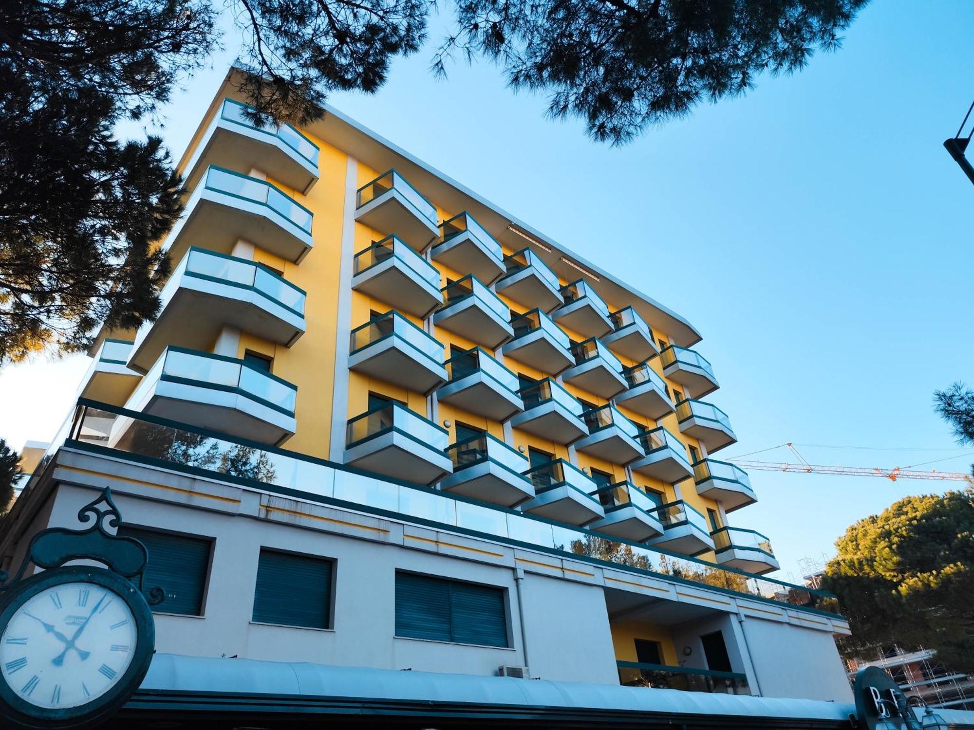 Costa Del Sol Apartment Lido di Jesolo Bagian luar foto